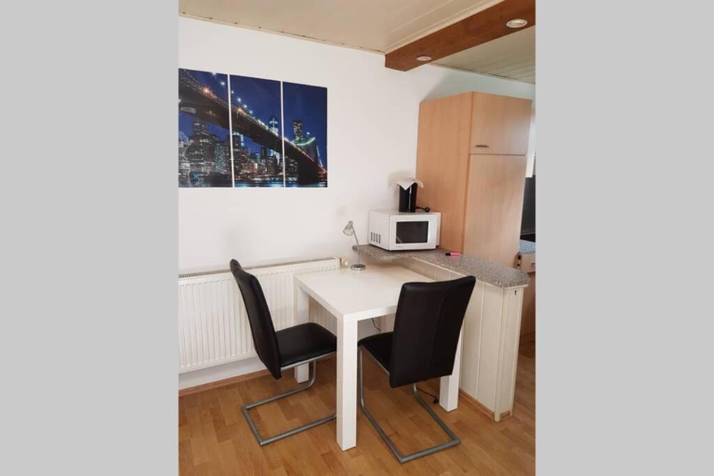 Schoene Wohnung In Karben - Rendel, Mit Freisitz Extérieur photo